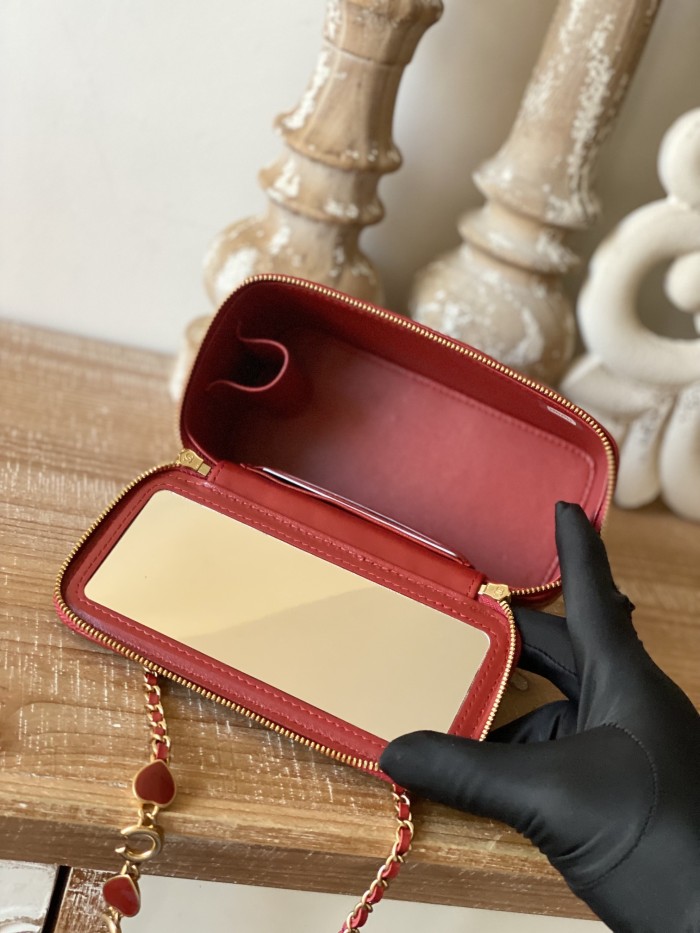 Handbag Chanel 81226 size 16.5 cm