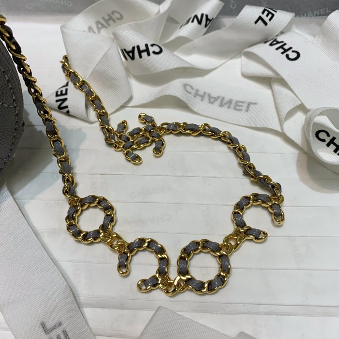 Handbag Chanel 81151 size 12 cm