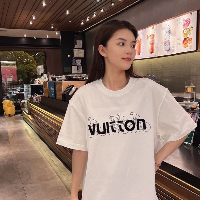 Clothes Louis Vuitton 317