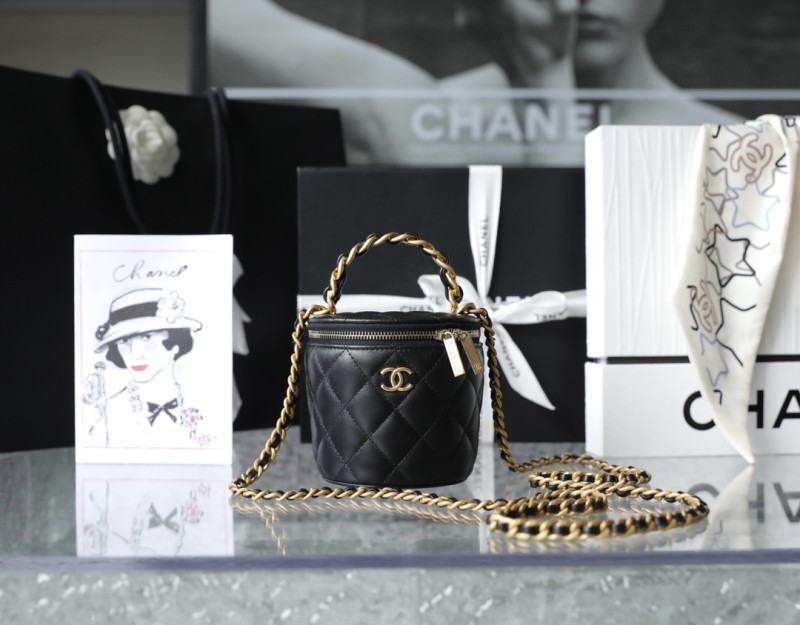 Handbag Chanel sizez 𝟷𝟶.𝟻*𝟷𝟷.𝟼*𝟷𝟶.𝟻 𝚌𝚖