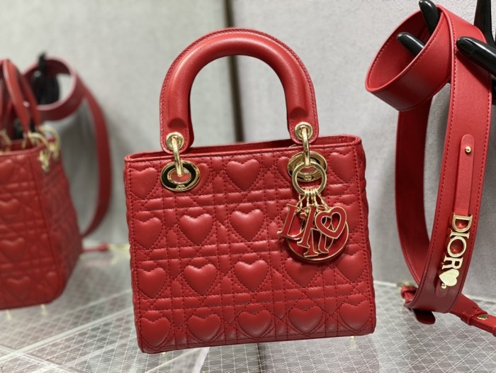 Handbag Dior size 20 cm