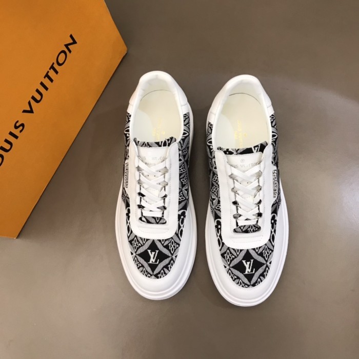 Louis Vuitton Low Top sneaker 2