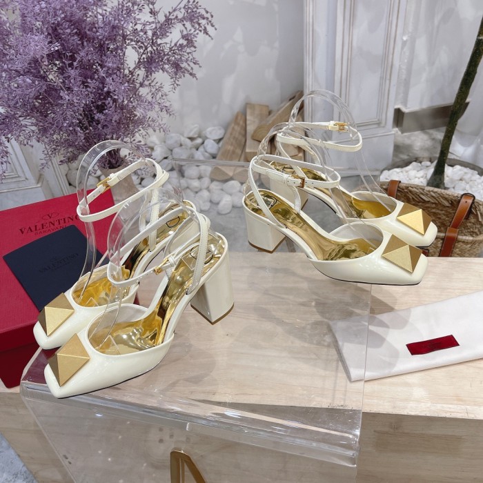 VALENTINO GARAVANI Roman Stud WOMEN 17