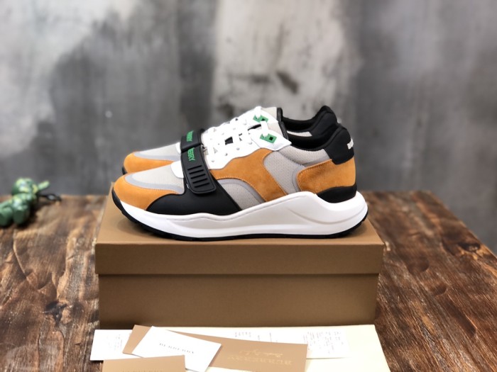Burberry Vintage Sneaker 13
