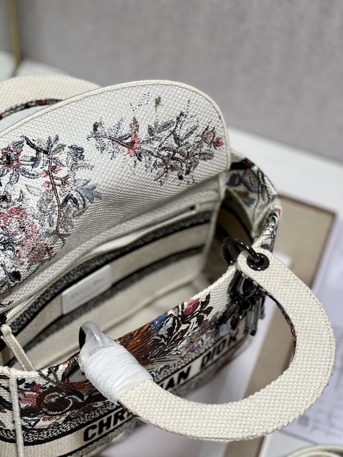 Handbag Dior 9027 size 24*20*11 cm