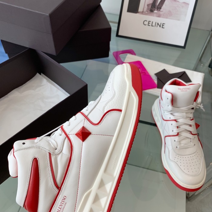 VALENTINO GARAVANI ONE STUD SNEAKER 6