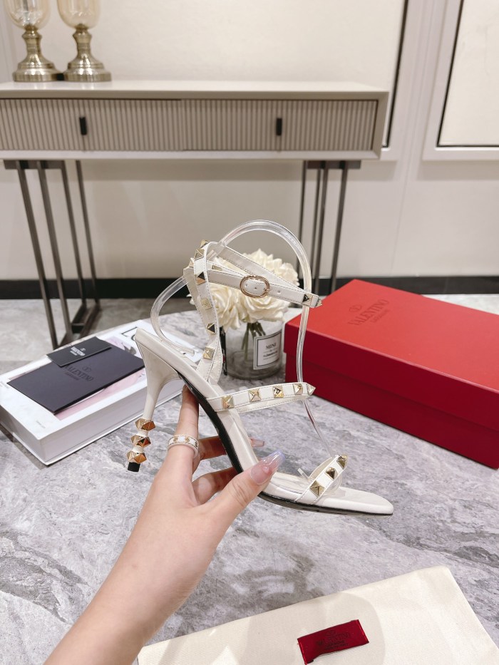 VALENTINO GARAVANI Rockstud WOMEN 2