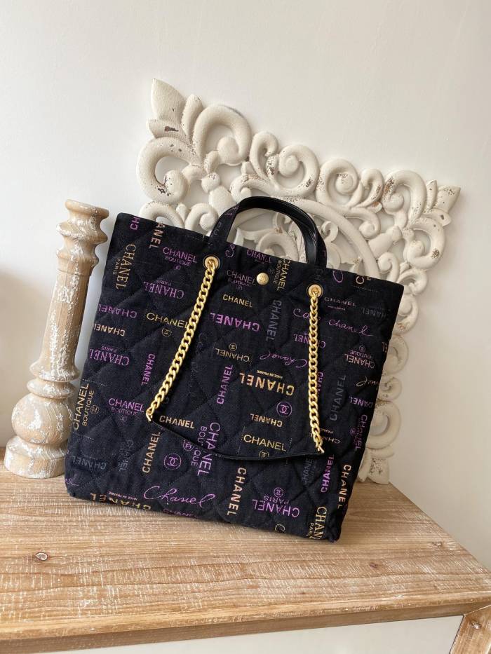 Handbag Chanel 3128 size 51x43x3 cm