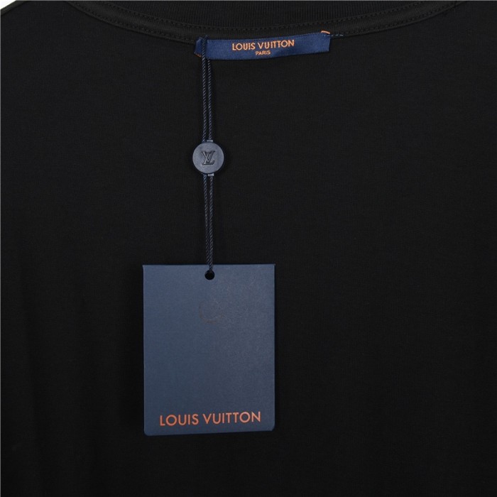 Clothes Louis Vuitton 255