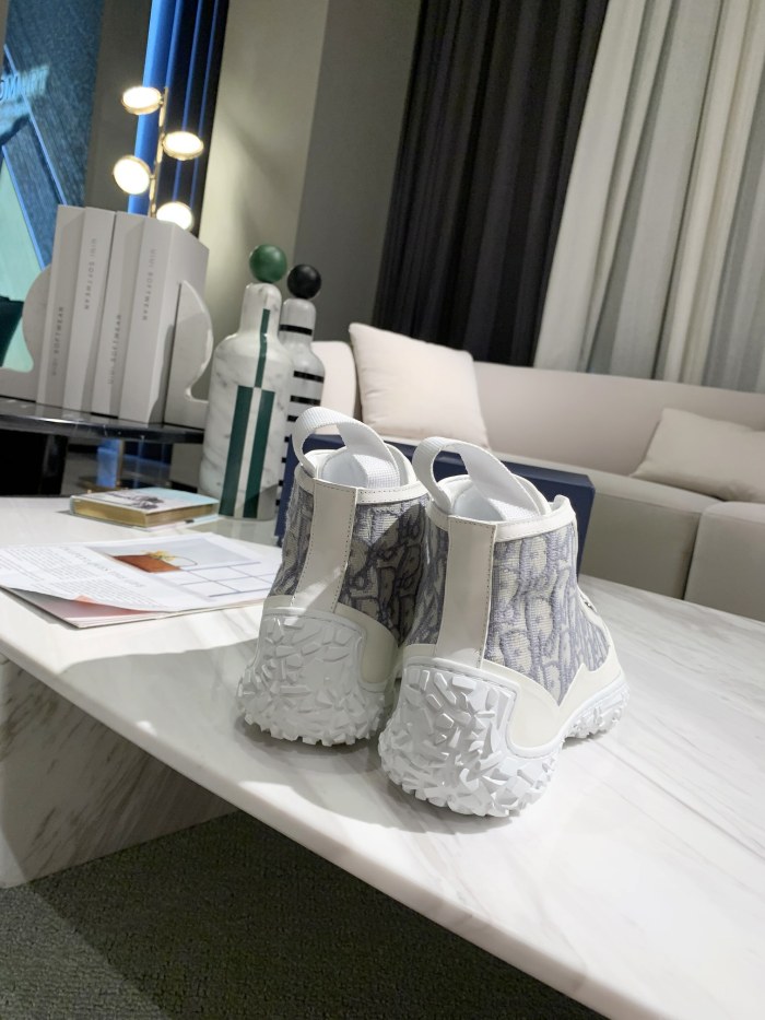Dior B28 High-Top Oblique Jacquard and Rubber Sneaker 1