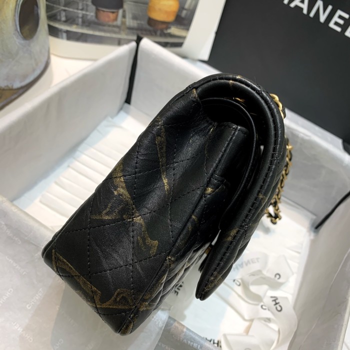 Handbag Chanel 112 size 25 cm