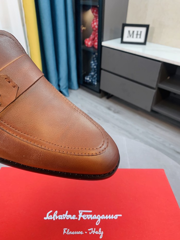 Salvatore Ferragamo Boots 37