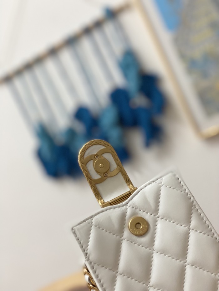 Handbag Chanel 2981 size 18*3*10 cm