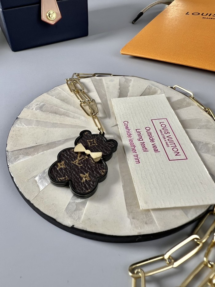 Clothes Louis Vuitton 82