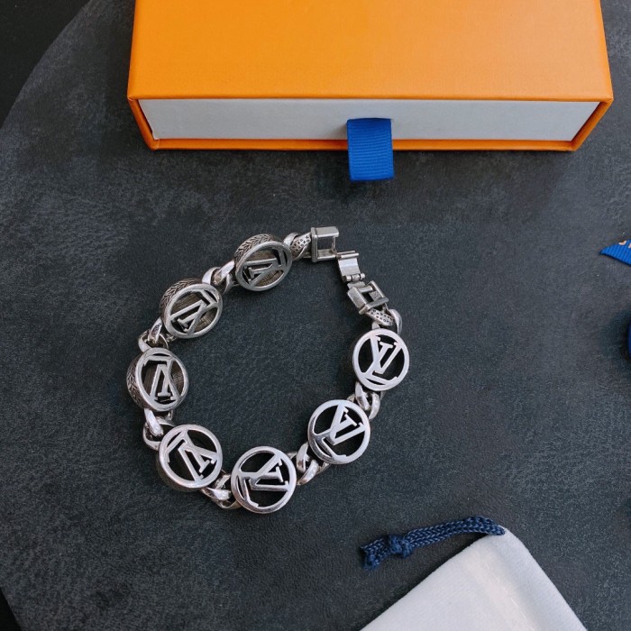 Clothes Louis Vuitton 88