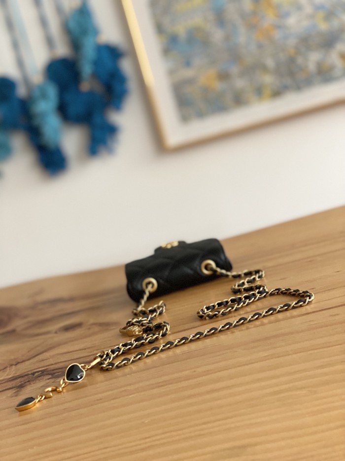 Handbag Chanel 81227 size 11 cm