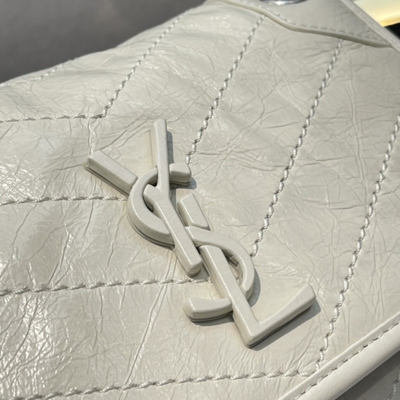 Handbags SAINT LAURENT 533037 size 22*16.5*12 cm