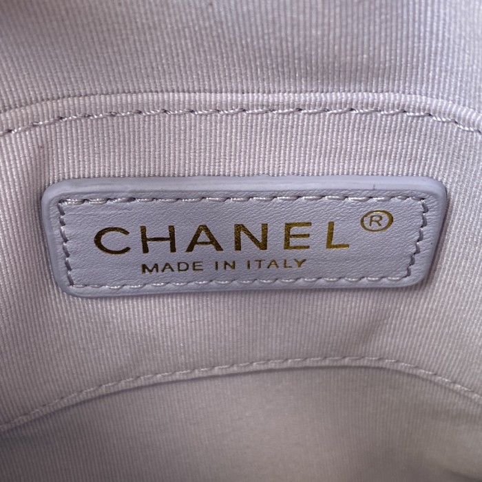 Handbag Chanel AS2857 size 16x12x6 cm