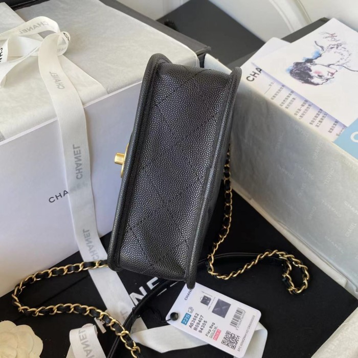 Handbag Chanel AS3652 size 17x20.5x6 cm