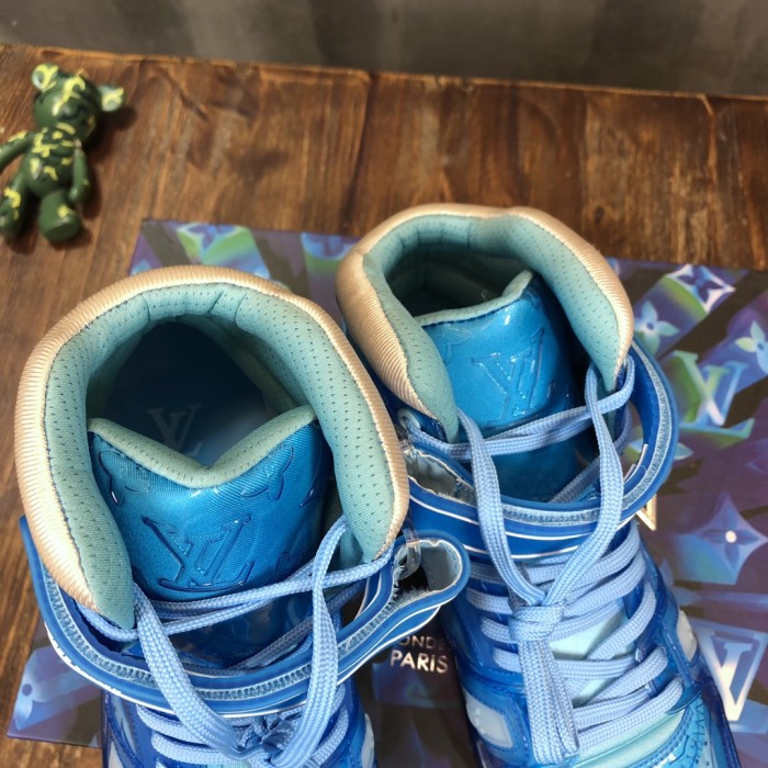 Louis Vuitton Trainer Sneakers 44