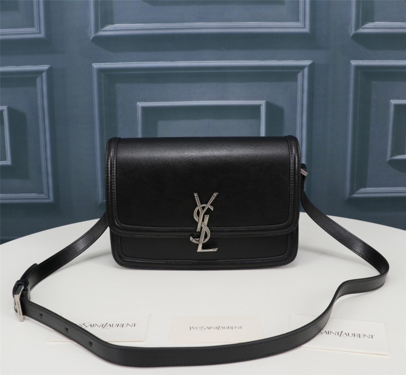 Handbags SAINT LAURENT 634305 size 23x16x6 cm