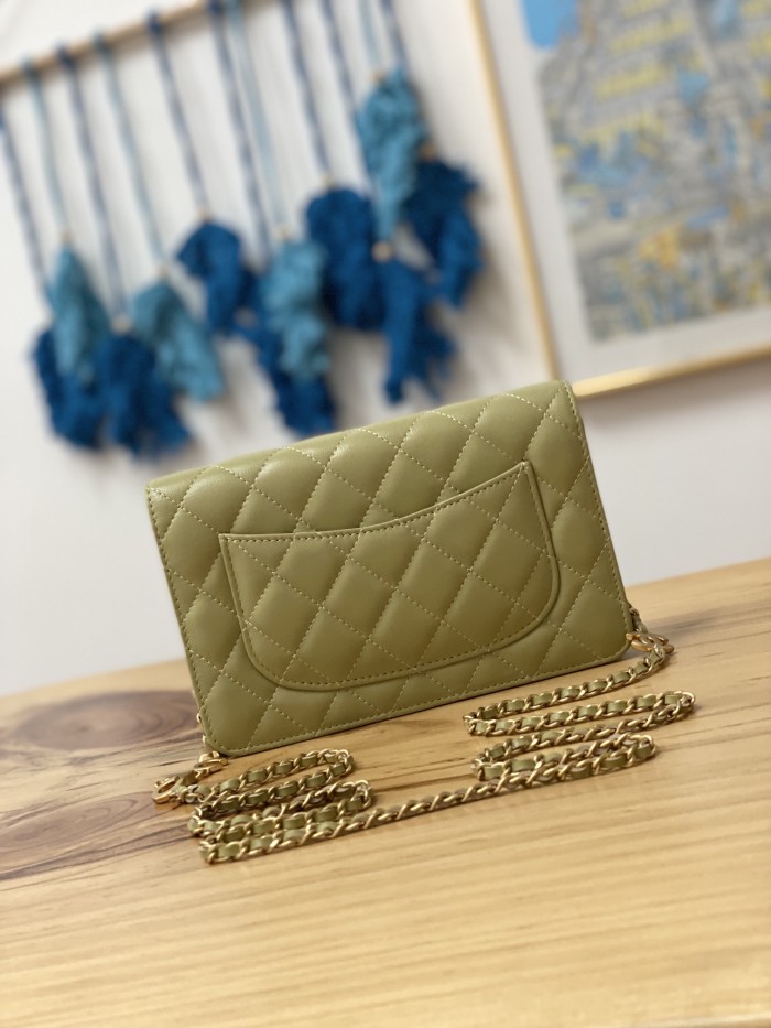 Handbag Chanel 81225 size 19 cm