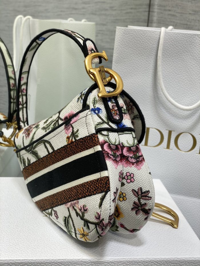 Handbag Dior size 25 cm
