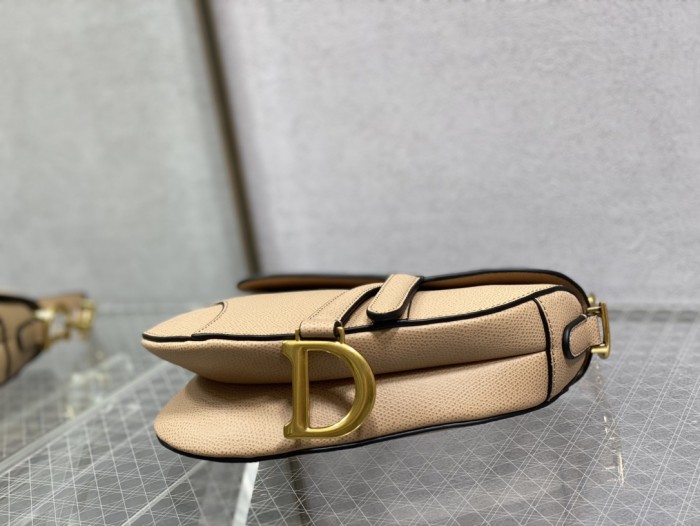 Handbag Dior size 19.5 cm