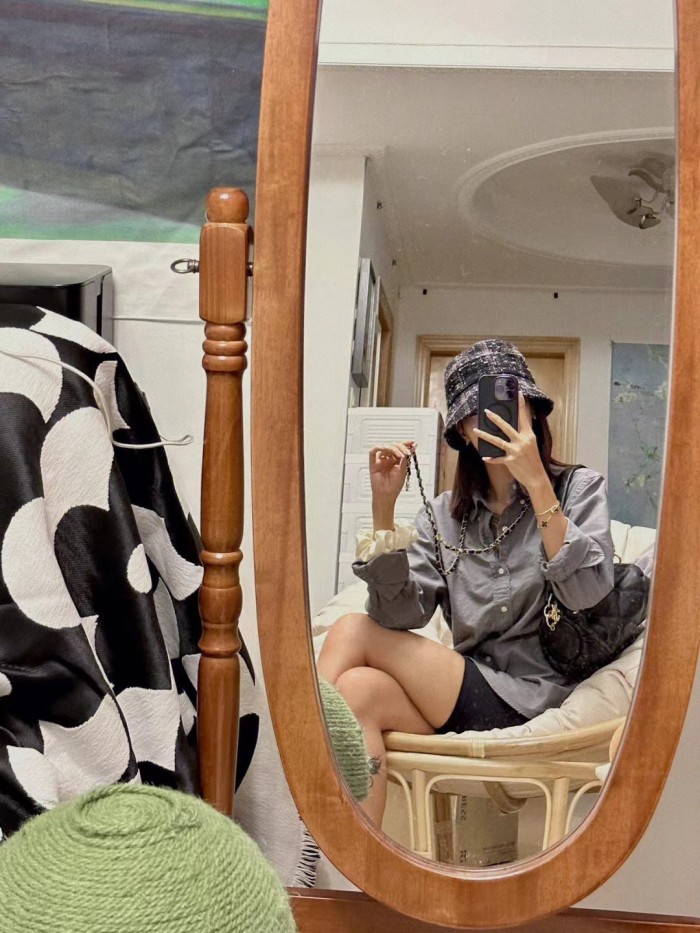 Handbag Chanel size 11*20*11 cm