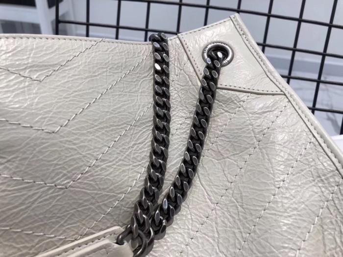 Handbags SAINT LAURENT 577999 size 33-27-11.5 cm