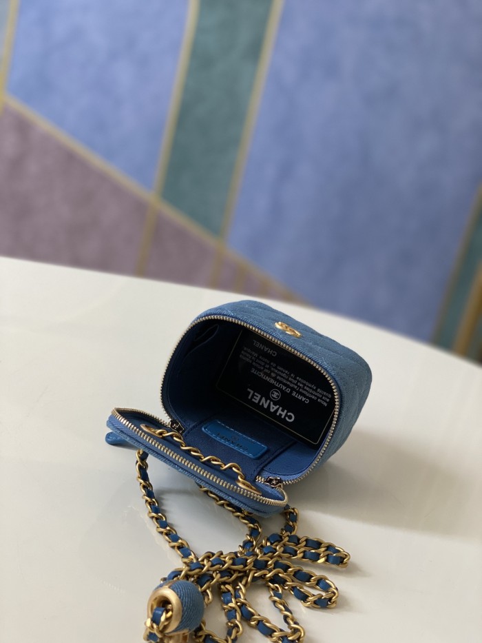 Handbag Chanel 81176 size 11*8.5*7 cm