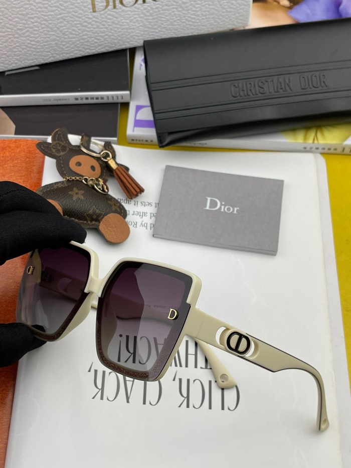 sunglasses Dior CD7129