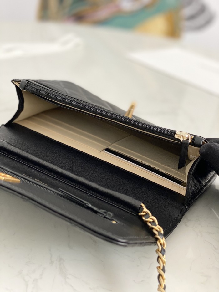 Handbag Chanel 81133 size 19 cm