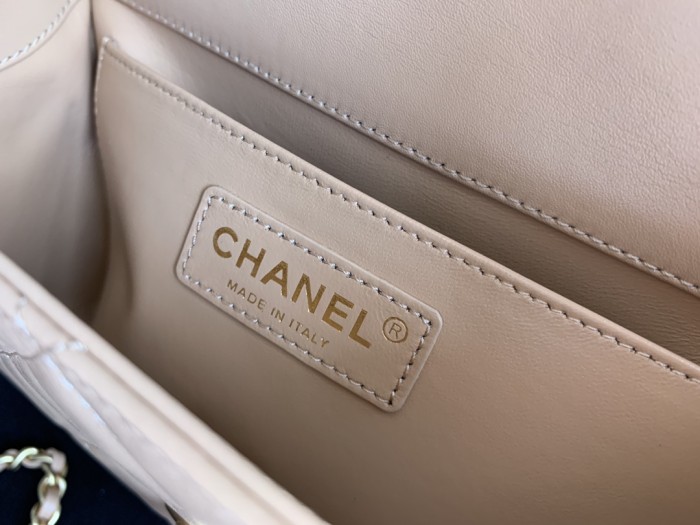 Handbag Chanel size 22 cm