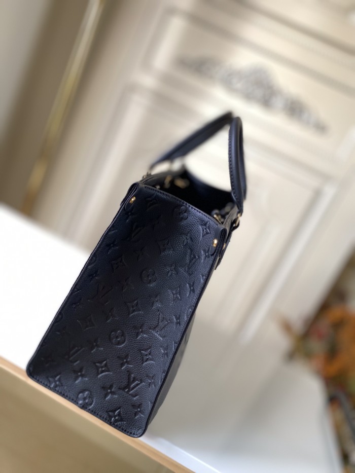 Handbag Louis Vuitton M45595 size 34-26-15 cm