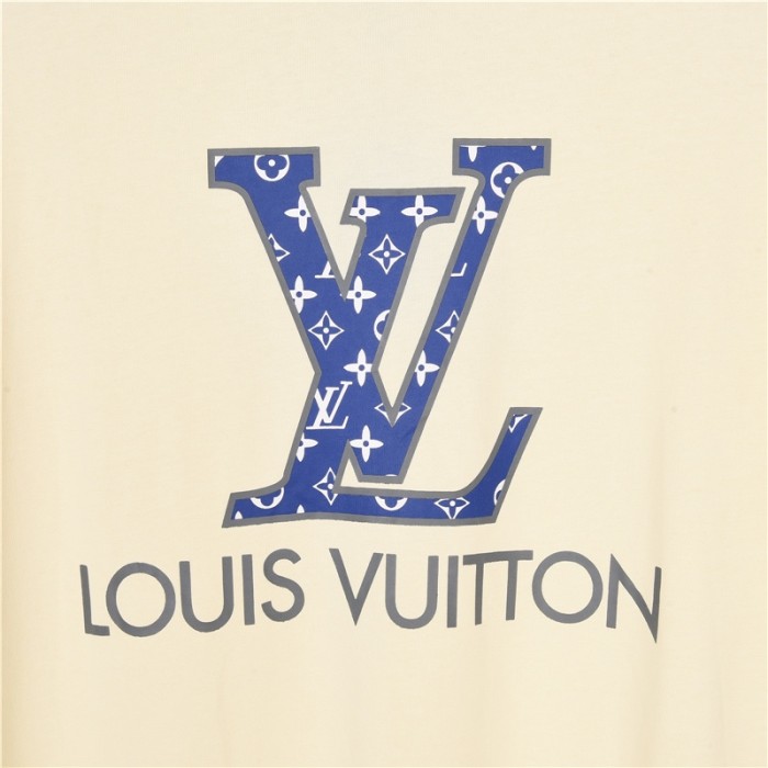 Clothes Louis Vuitton 295