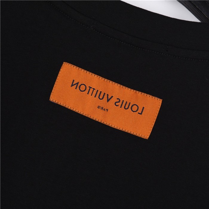 Clothes Louis Vuitton 426