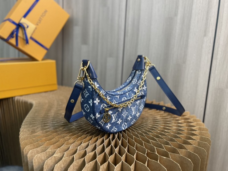 Handbag Louis Vuitton M81166 size 23 x 13 x 6 cm
