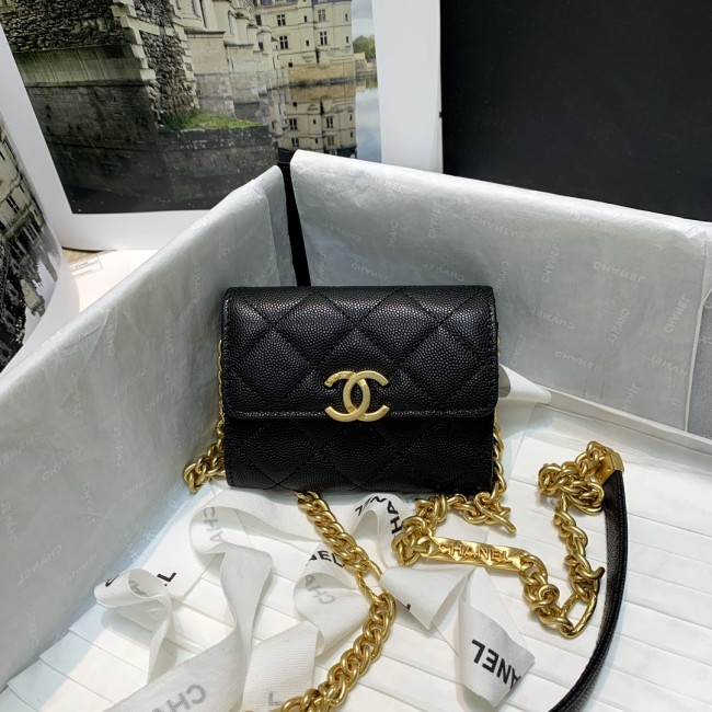 Handbag Chanel 81156 size 12 9 2.5 cm