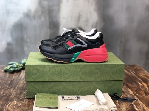 Gucci Rhyton sneaker 11