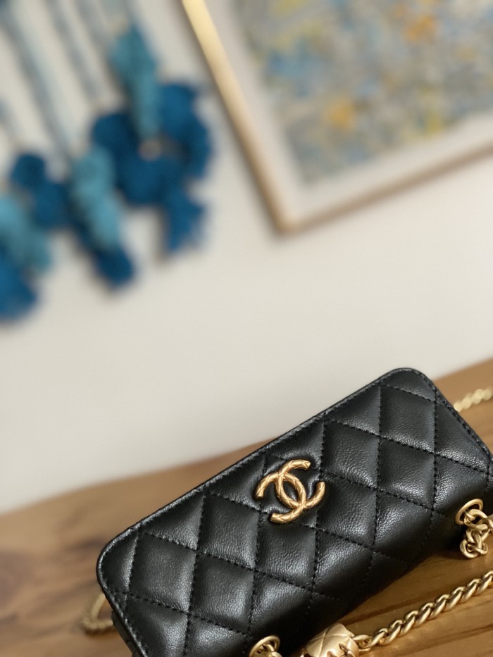 Handbag Chanel 81224 size 16 cm