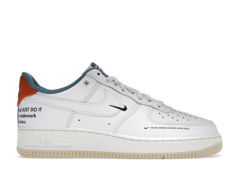 Nike Air Force 1 Low '07 LE Starfish