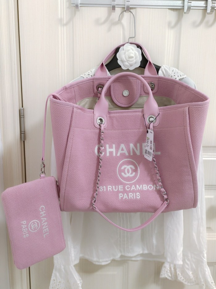 Handbag Chanel size 38 cm