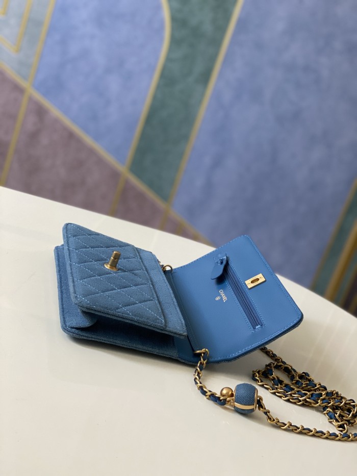 Handbag Chanel 81174 size 19*12*3.5 cm