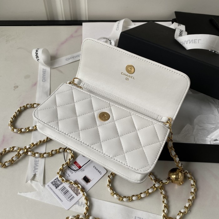 Handbag Chanel AP3071 size 19 cm