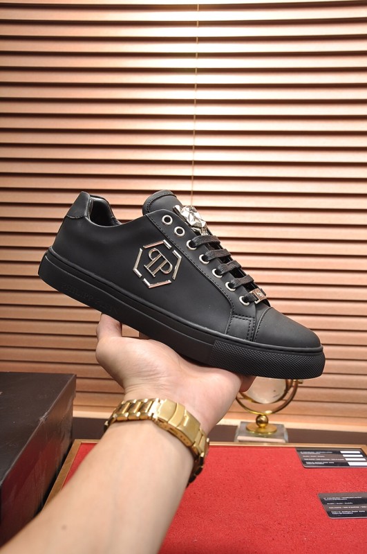 Philipp Plein Low Top Sneakers 26