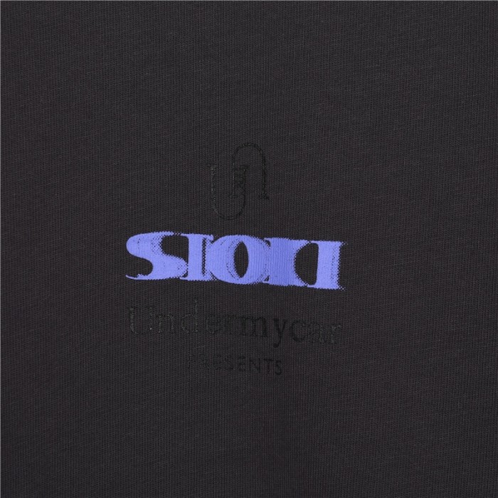 Clothes Undermycar 1