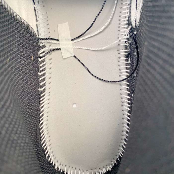 Jordan 1 Mid White Shadow