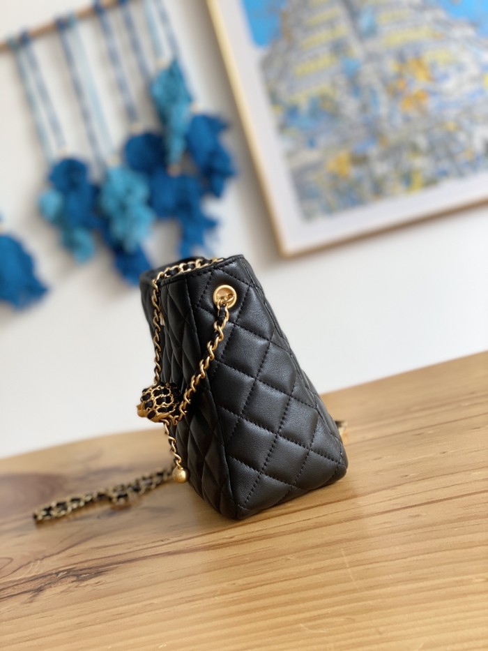 Handbag Chanel 3259 size 16×19.5×8.5 cm