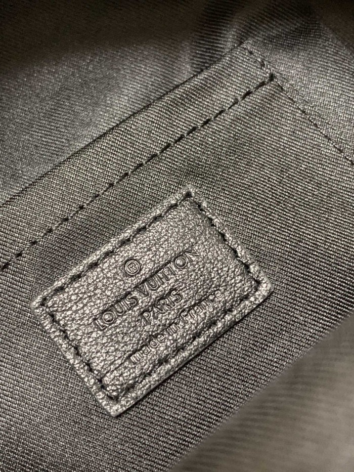 Handbag Louis Vuitton M41562 size 15x22x9 cm